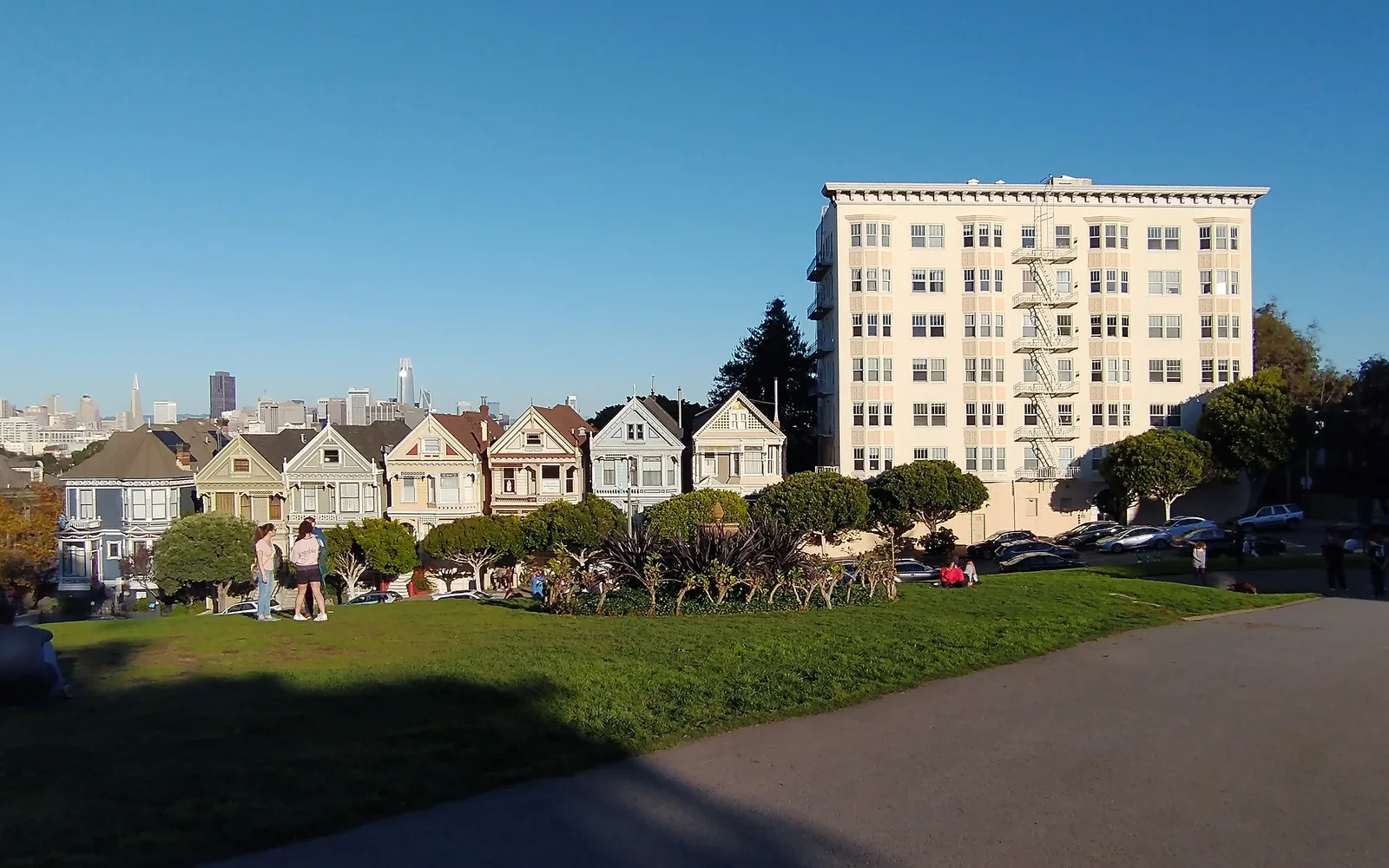 Row of colorful Victorian and Edwardian residential buildings in San Francisco's Alamo Square neighborhood